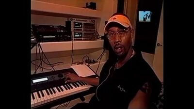 MTV По домам: Wu-Tang Clan (русский перевод)