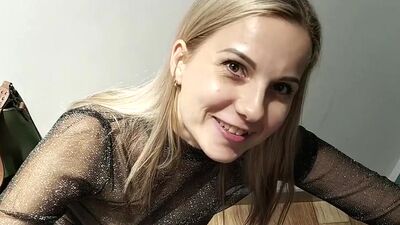 Пойманы в раздевалке во время минета - Letty Black