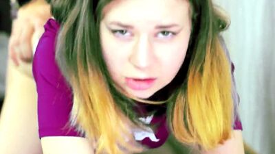 Моя киска очень тугая, трахай не так сильно.