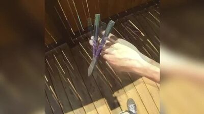 Трюки с ножом-бабочкой