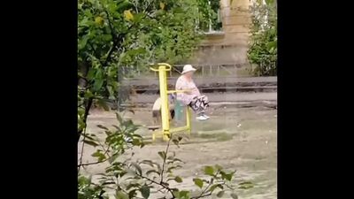 Бабуля вспомнила детство