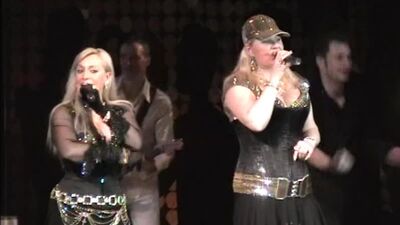 Мираж (Наталия Гулькина и Маргарита Суханкина) - Наступает ночь (Архангельск 14.04.2009)