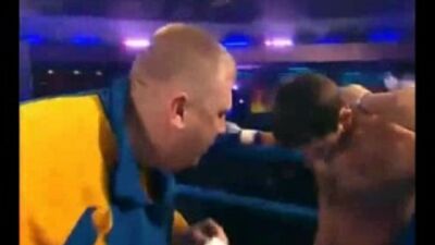 Майк Замбидис - Энрике Гогохия