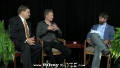 Между двумя папоротниками - На русском