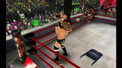 Великий Кали и Роман Рейнс против Triple H и Рэнди Ортона