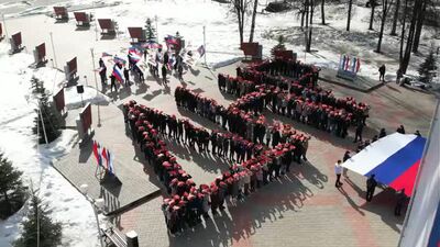 Молодёжь Республики Марий Эл спела народную песню «Катюша» к 8-летию провозглашения суверенного Государства - ДНР.