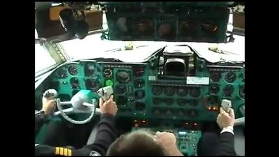 Посадка самолета Ил-62 из кабины пилотов
