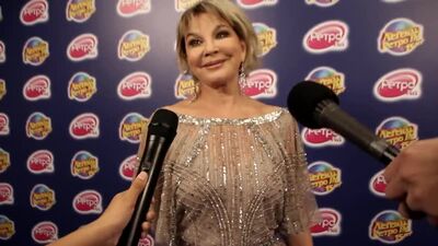 Татьяна Веденеева поздравляет слушателей Ретро FM с Новым годом