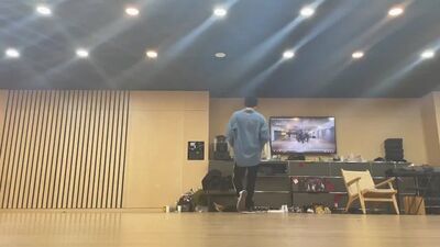 Ёнджун танцует, а если ёнджун танцует, то моё сердце останавливается