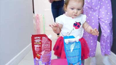 [Viki Show] Амелия Выбирает ГАДОСТЬ или СЛАДОСТЬ Челлендж / Вики Шоу