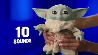 Говорящая игрушка Малыш Йода Baby Yoda Talking Plush from Mandalorian