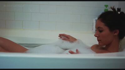 Samantha Robinson Nude - Three Worlds (2018) HD 1080p Watch Online