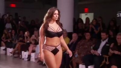 Ashley Graham sexy ass