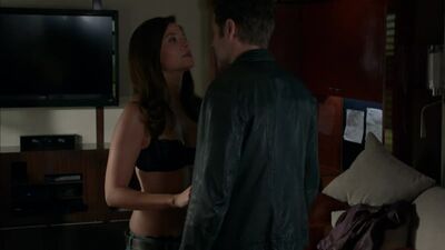 Mercedes Masohn - Californication s07e08 (2014) HD 1080p Nude? Sexy! Watch Online