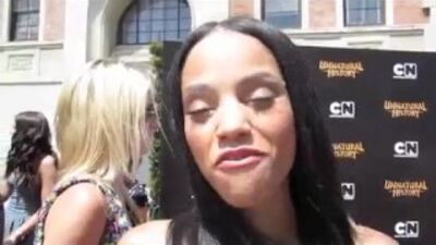 Bianca Lawson Spills Set Secrets of PRETTY LITTLE LIARS!