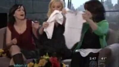 Tina Fey, Amy Poehler and Rachel Dratch on Ellen 2005