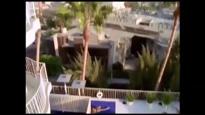 Бразильская эпиляция. Секс в большом городе. (480p).mp4