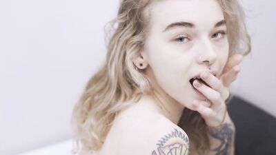 Я кончаю! Хочешь посмотреть?