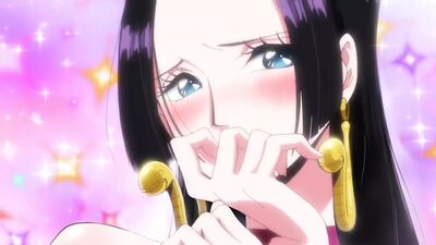 Одну часть, отредактированную в Echchi, из аниме обнаженной боа Hancock