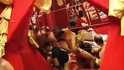 Свингеры в Club Legeres, часть 1