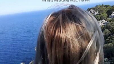 А как я тебя трахаю скажи заечка