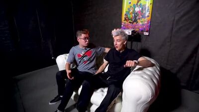 А4 15 Способов Пронести ДРУГА в КИНОТЕАТР !