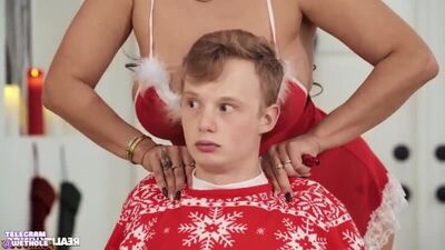 Его зовут Джимми и ему 21 год, а он уже шпилит в новогоднем порно [зрел женщин дам секс милф пизда мамк кончил минет сиськ домаш