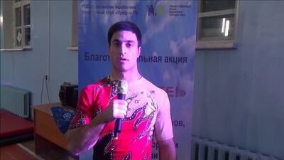 Абраамян Гор обращается к спортсменам-акробатам г. Нефтеюганск