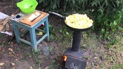 Еда на даче на Ракетной Печи "Огниво" Агуня