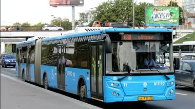 Автобусы ГУП Мосгортранс (688 маршрут до метро "Озёрная", новая версия)