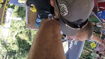 Ему 87 лет, походу деду жить надоело.