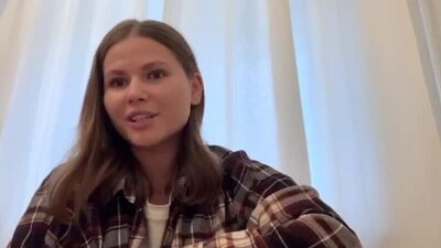 Актриса Юлия Топольницкая — о screenlife-сериале «Все вместе», снимаемом на удаленке