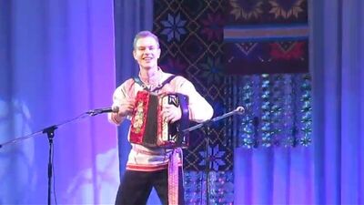 Александр Ашихмин, Шарканский район, студент УдГУ, гармонист, лауреат фестиваля-конкурса удмуртской культуры.