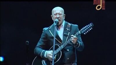 Александр Розенбаум - Мама сшила рубашку в тот памятный год