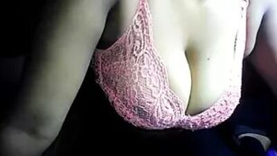 Горячая подруга дези трахает своего парня. чистое аудио подруга бойфренда