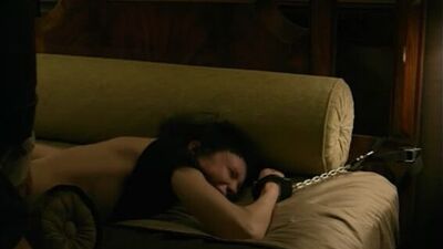 №221 Анальный секс в наручниках ради денег на жизнь