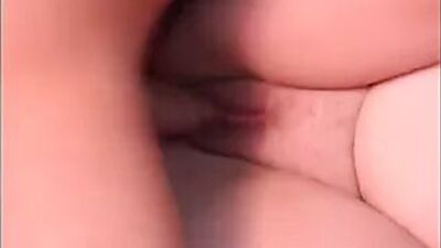 Случайно фистингую твою пухлую мать