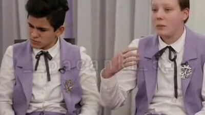 Анжелика Лужанская и Белла Кузнецова (пацанки 5)