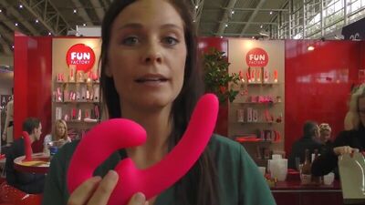 БЕЗРЕМЕННОЙ СТРАПОН SHARE И СТРАПОН С ВИБРАЦИЕЙ SHAREVIBE от FUN FACTORY