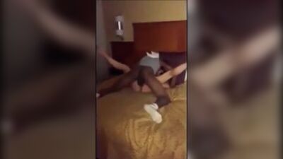 Белые замужние шлюшки с неграми. Подборки видео