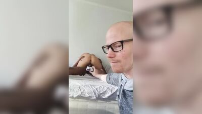 Whiteboy показывает, о чем идет речь