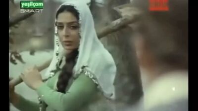 Турецкая ретро-милфа Форест Ormanda Tecavuz в турецкой жесткой деревне