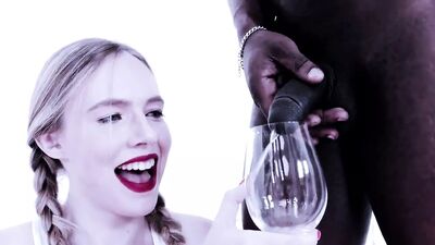 Большой черный член, анально зияющая пьяная шлюшка с зиянием