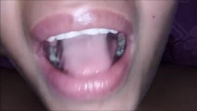 Принимая аппетитное, наша подруга-женщина