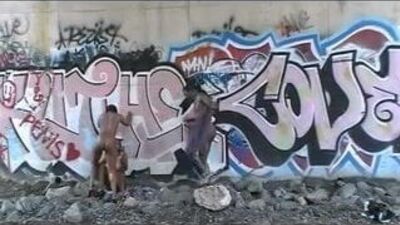 Публичная чернокожая порно-съемка провалилась