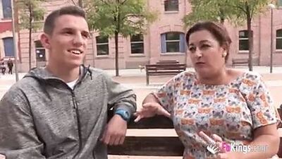 Маму трахнул сын раком