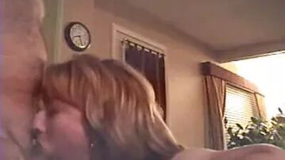 Зрелая жена с мясистым другом