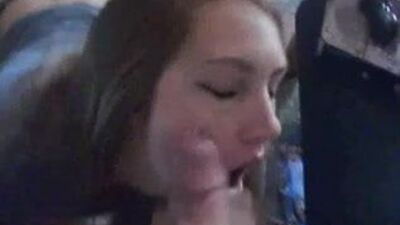 Дрочи меня, пока я не кончу, а ты положи это туда, где хочешь