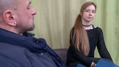 Debt4k. агент использует молодую куклу как дешевую шлюху