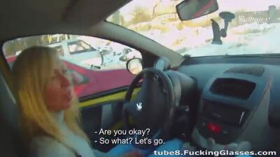 Зимнее порно с симпотичный малознакомой девушкой (нежный секс малолетка красивая